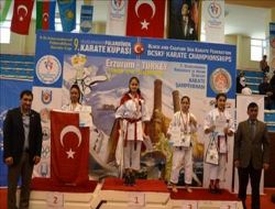 6 ülke karatede yarışıyor